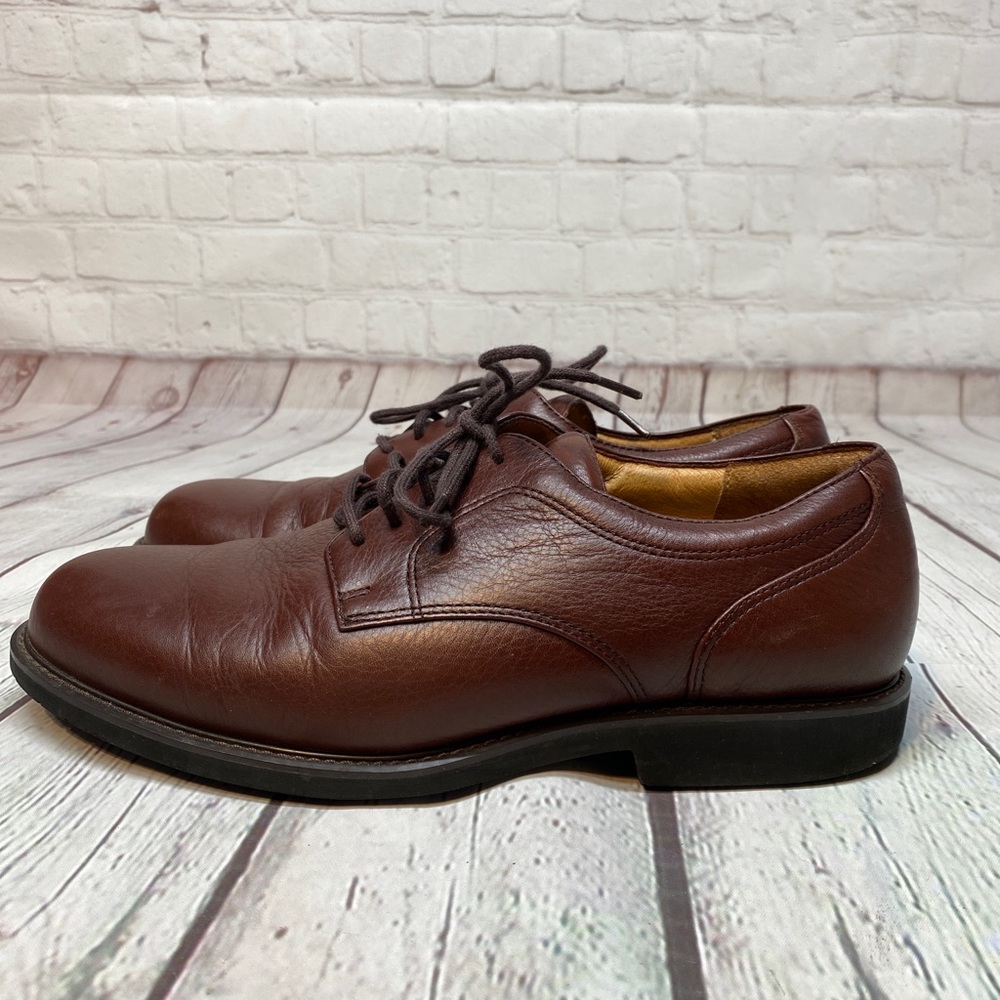 easy spirit mens lace up brown leather shoe size 9.5 w